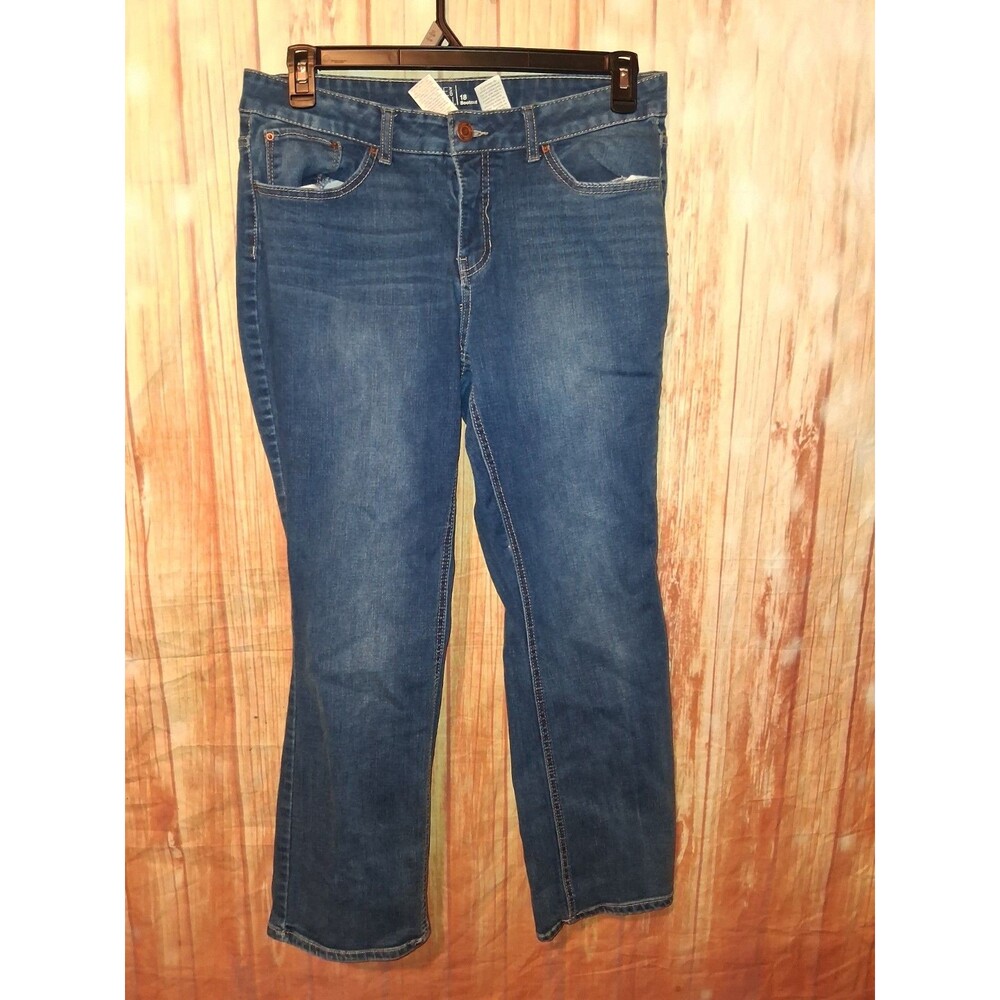 Time And Tru Medium Denim Bootcut Jeans Sz 18